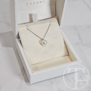 Home tasaki basic pearls akoya pearl necklace