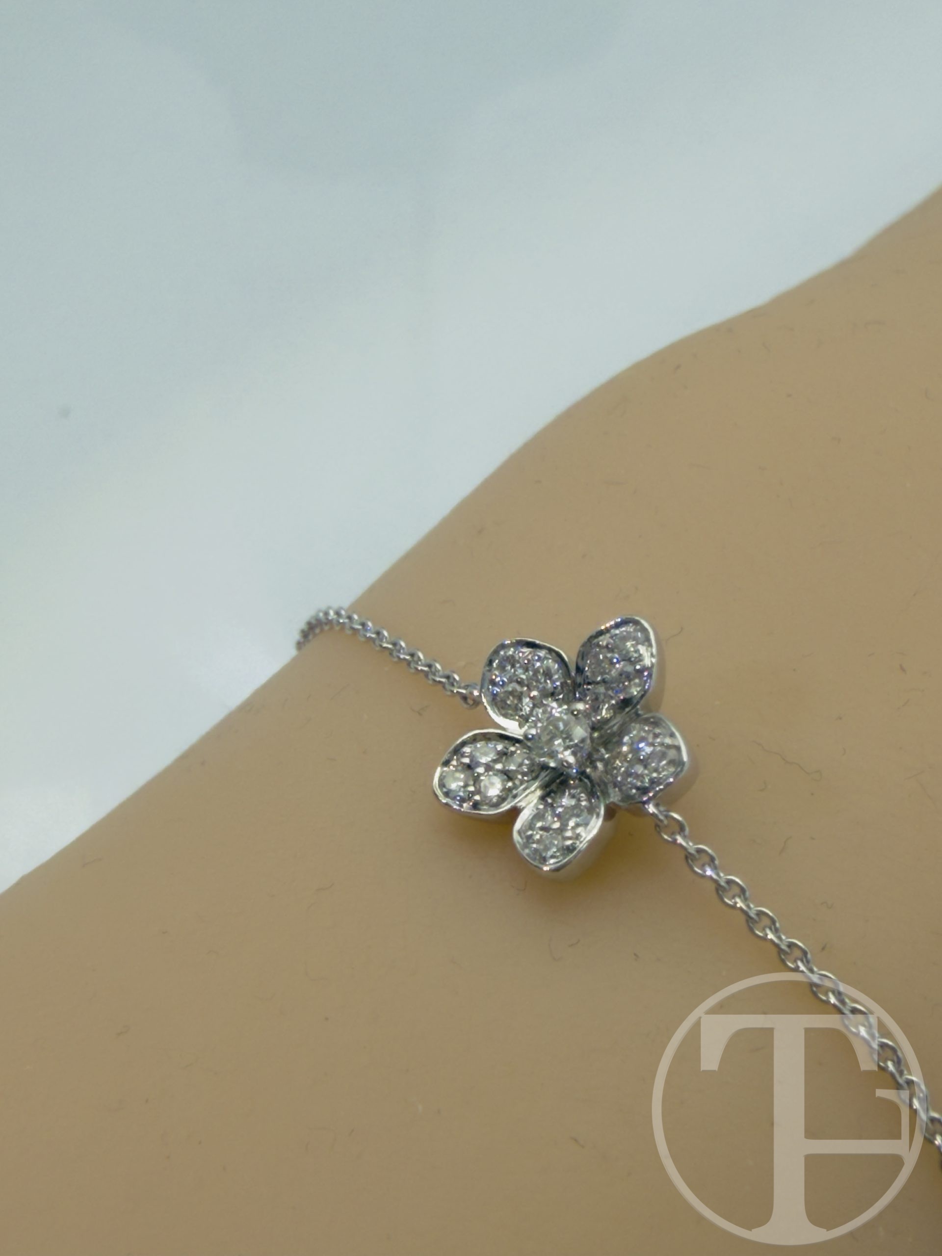 Graff Wild Flower Pave Diamond Bracelet - Image 6