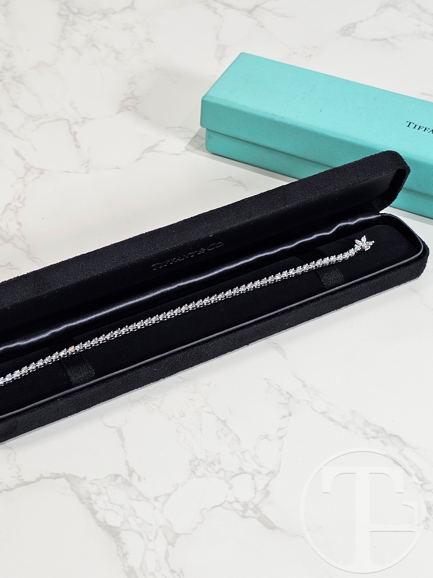 tiffany victoria diamond tennis bracelet, medium tiffany victoria diamond tennis bracelet, medium