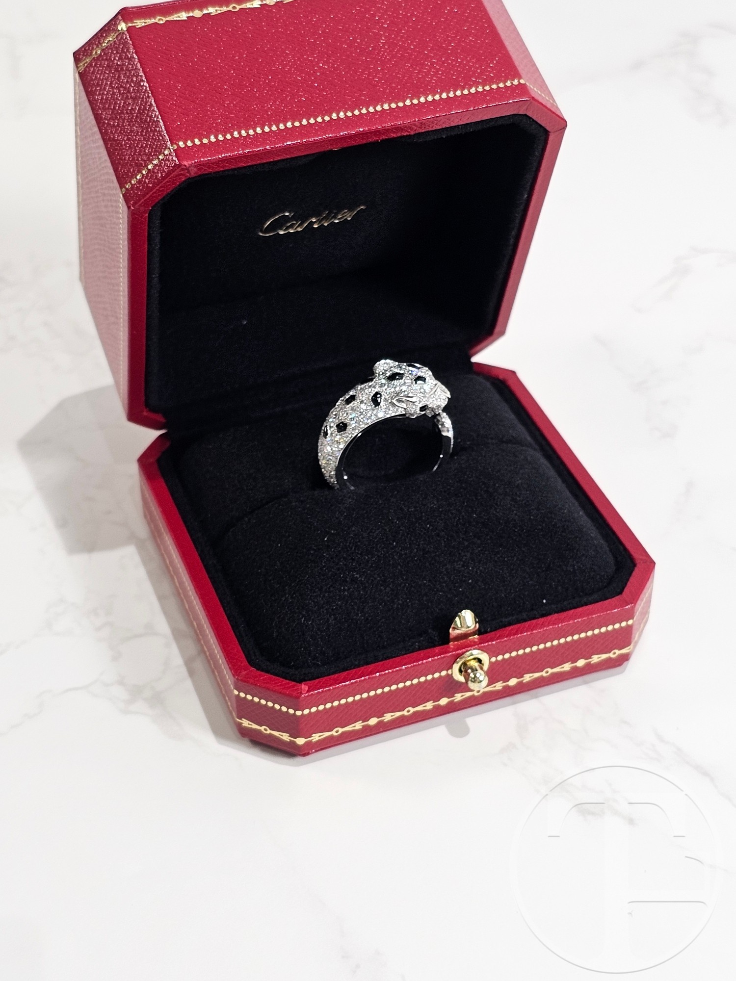 cartier panthère diamond ring, medium model cartier panthère diamond ring, medium model