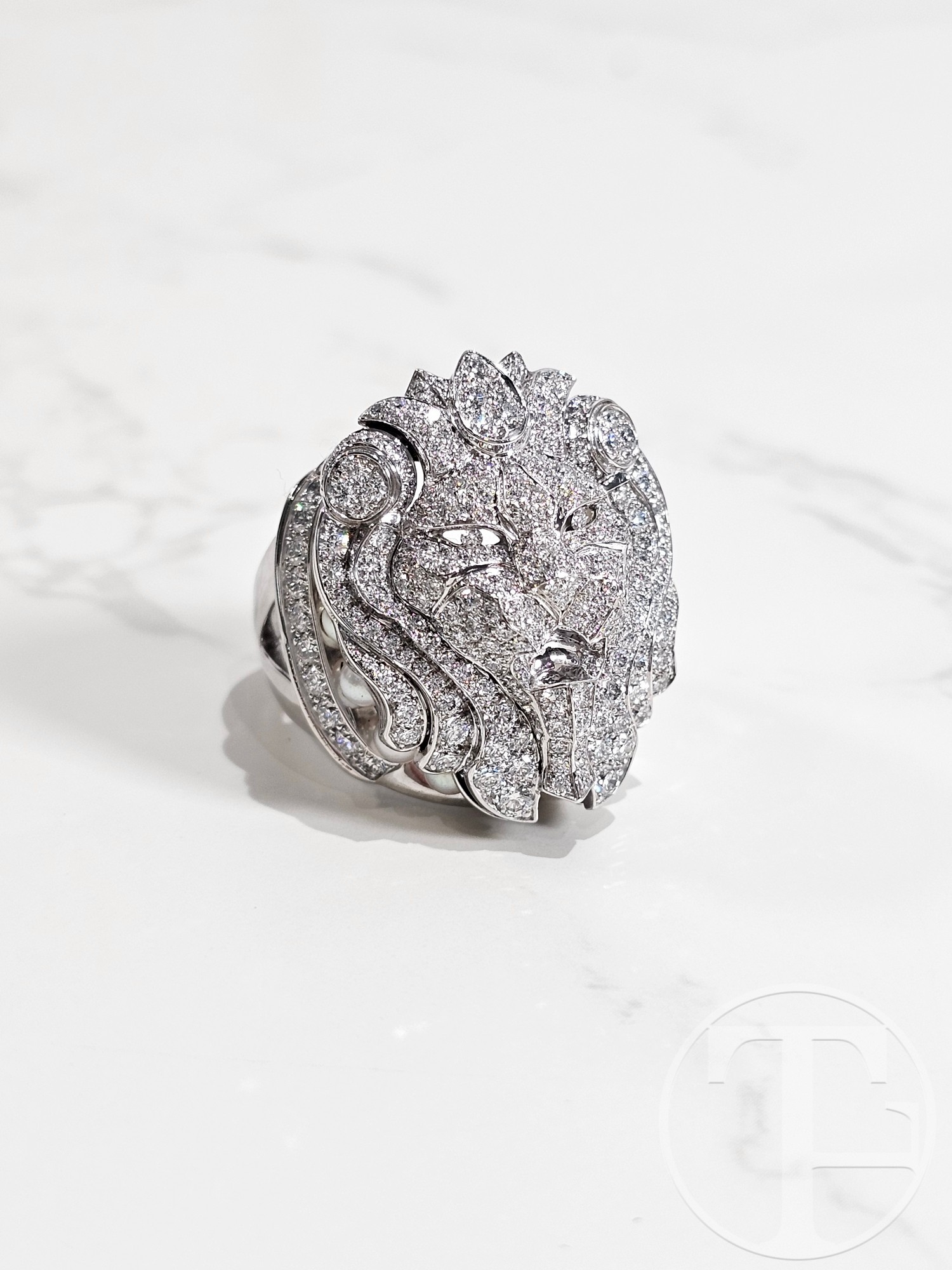 chanel lion diamond & pearl ring chanel lion diamond & pearl ring