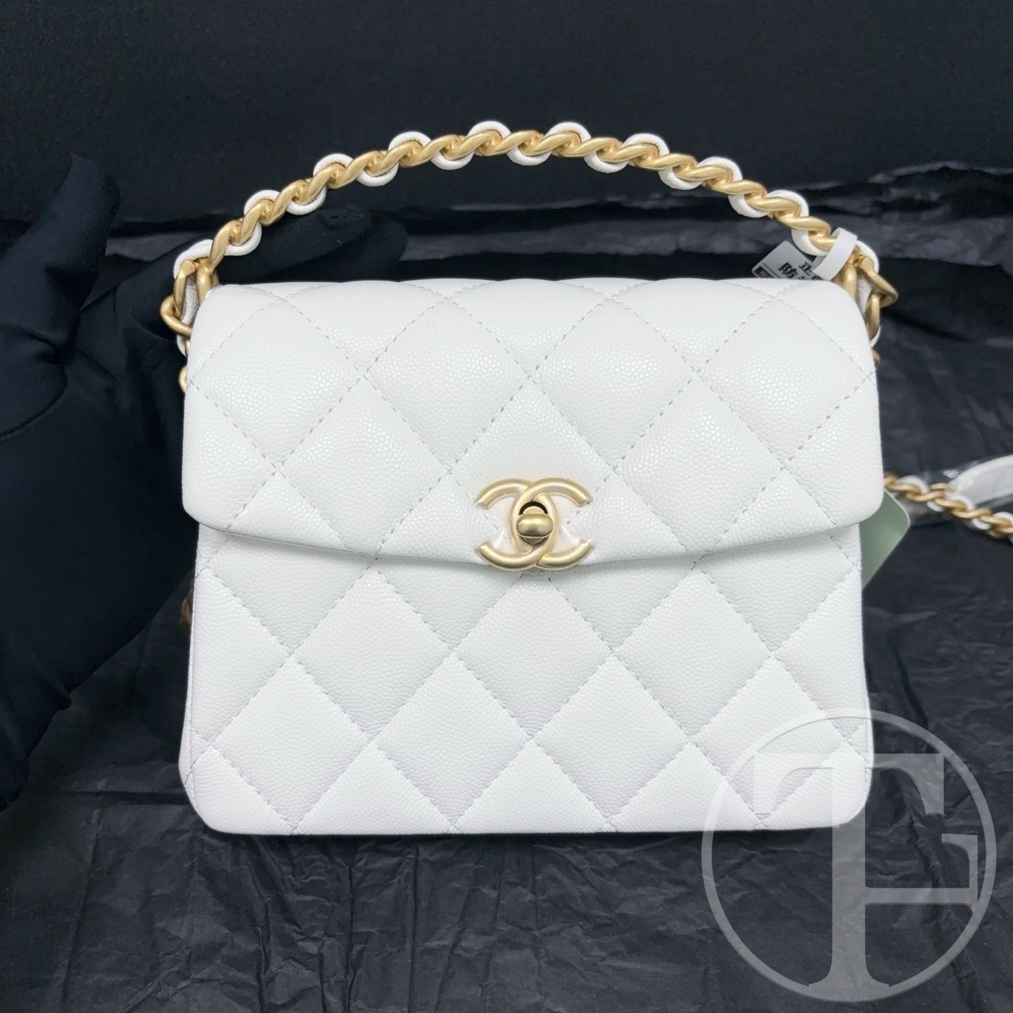 chanel 24s white caviar skin square bag with vintage gold tone handle microchipped (24s) chanel 24s white caviar skin square bag with vintage gold tone handle microchipped (24s)