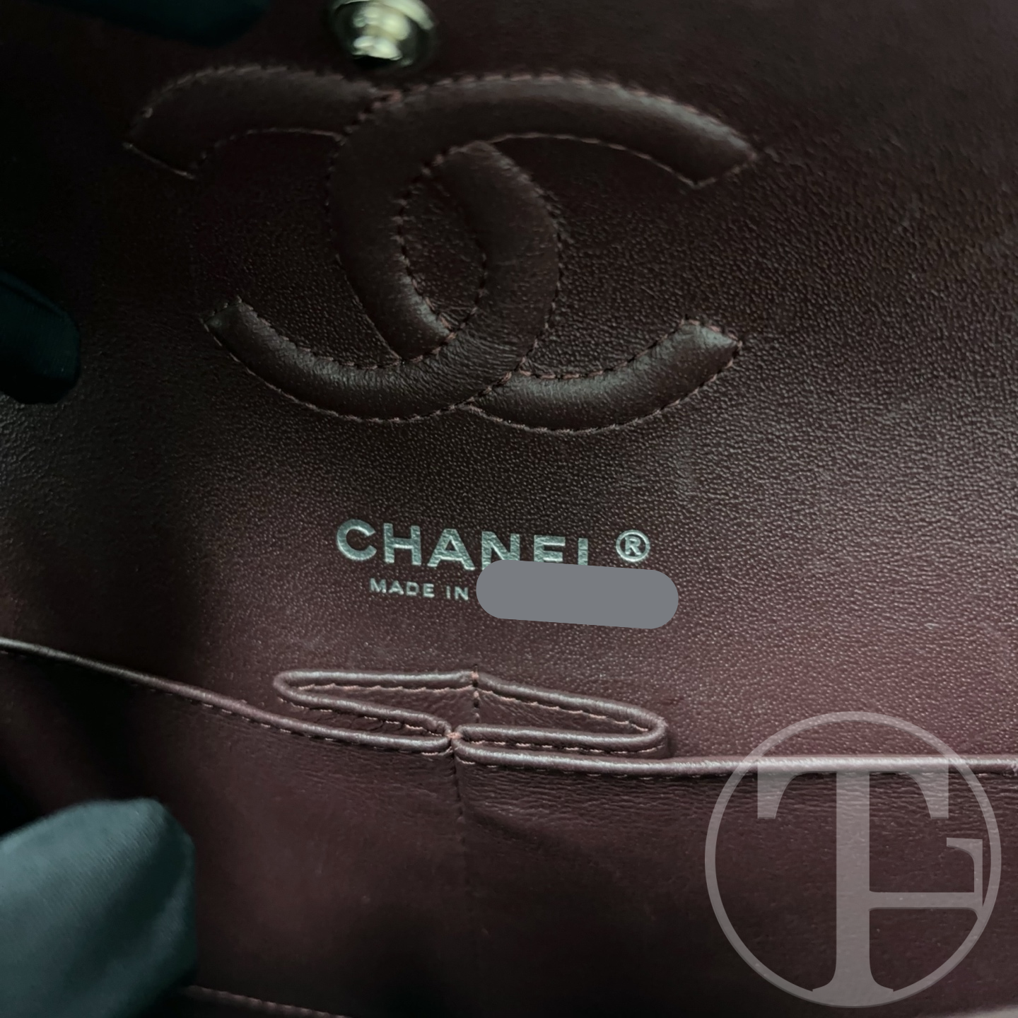 chanel black caviar leather small cf no.23 (2023) with box and dust bag chanel black caviar leather small cf no.23 (2023) with box and dust bag