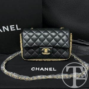Home chanel no.30 (2020) black lambskin black and gold pearl trimmed limited edition vic runway large mini bag
