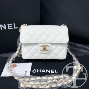 chanel white lambskin square flap bag 23c (2023)