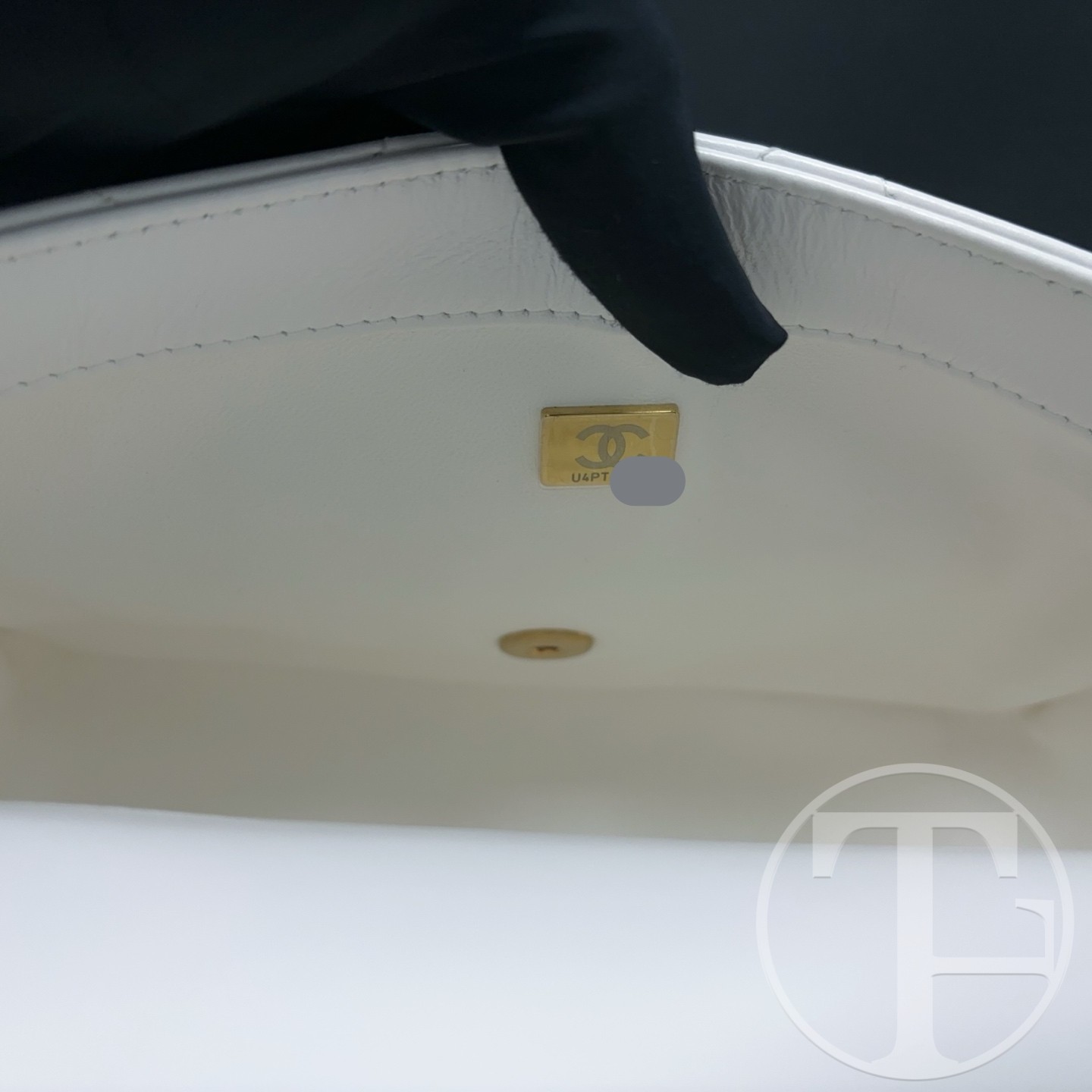 chanel white smooth calfskin square bag no.24 (2024) with dust bag chanel white smooth calfskin square bag no.24 (2024) with dust bag