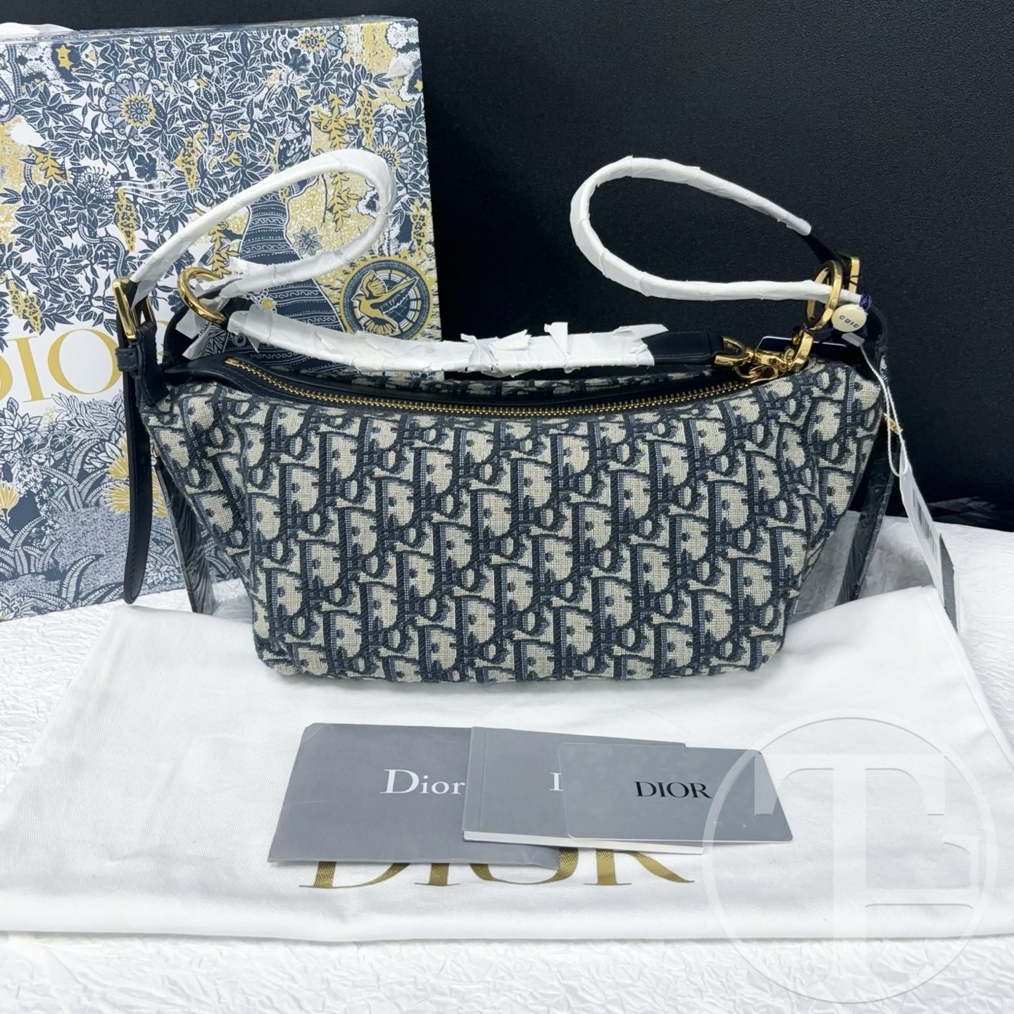 dior blue oblique jacquard d journey lunch box bag 88ma☆1224 (2024) dior blue oblique jacquard d journey lunch box bag 88ma☆1224 (2024)