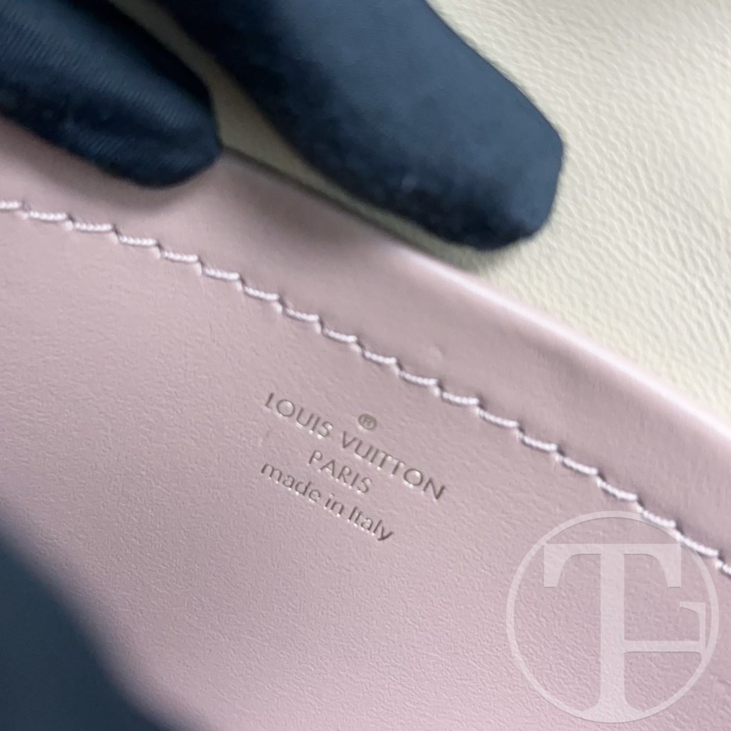 louis vuitton pico go 14 champagne pink microchip bag with gold hardware louis vuitton pico go 14 champagne pink microchip bag with gold hardware
