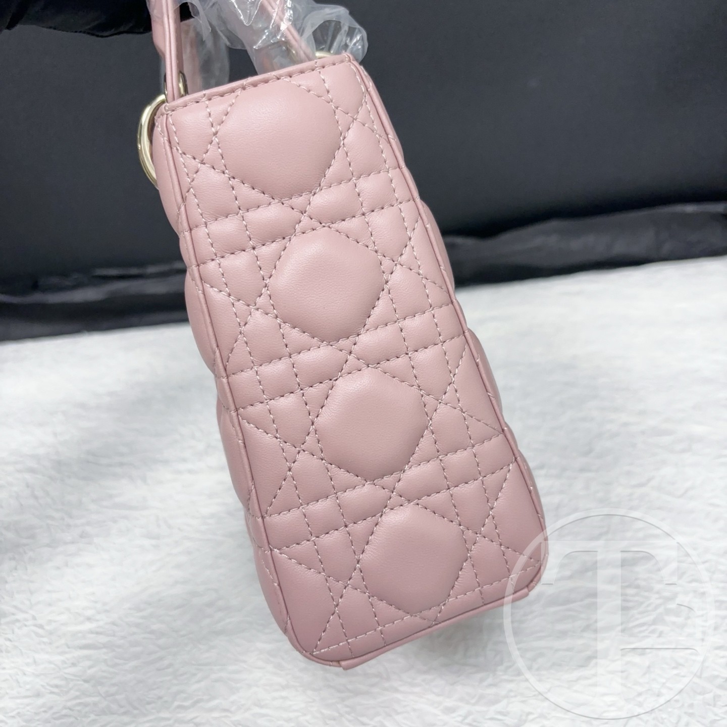 dior lady dior bag in pink lambskin with four compartments dior lady dior bag in pink lambskin with four compartments