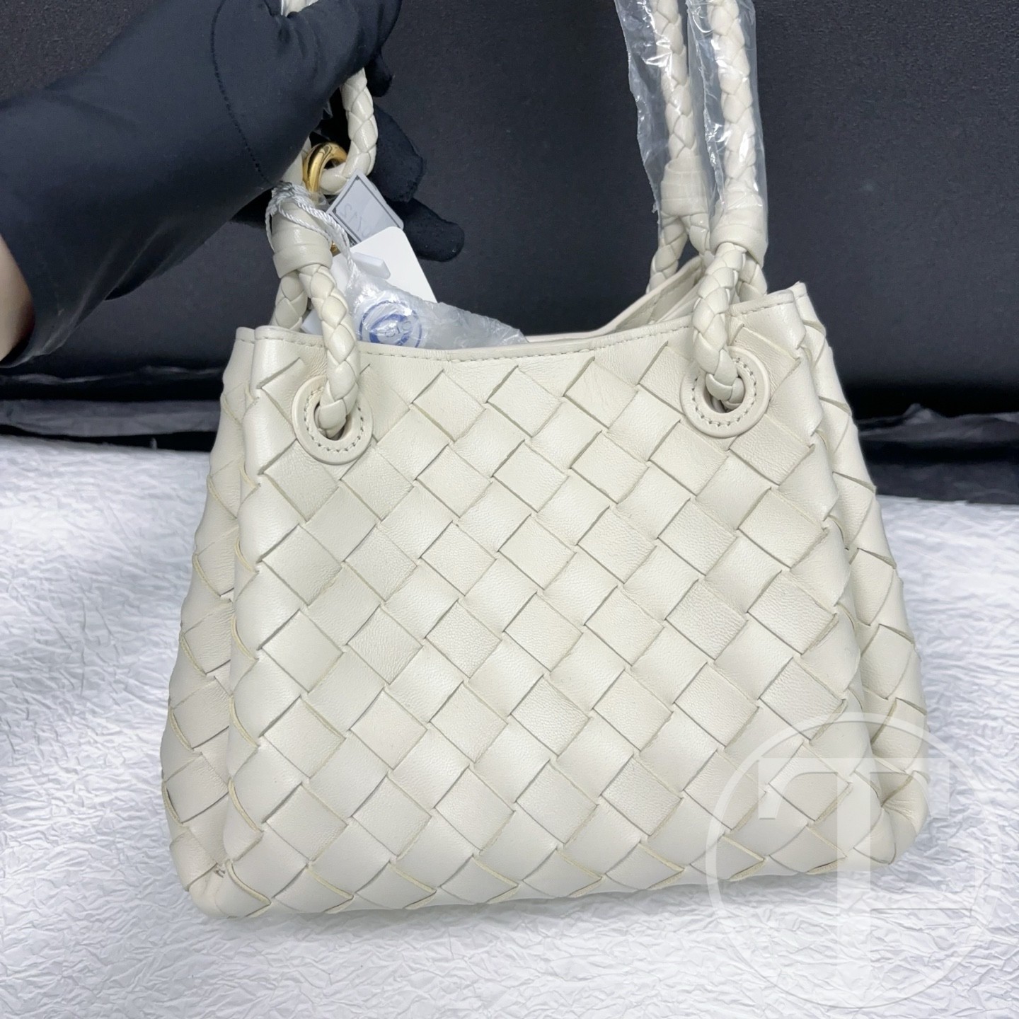 bottega veneta small parachute intrecciato bucket bag in sea salt lambskin bottega veneta small parachute intrecciato bucket bag in sea salt lambskin