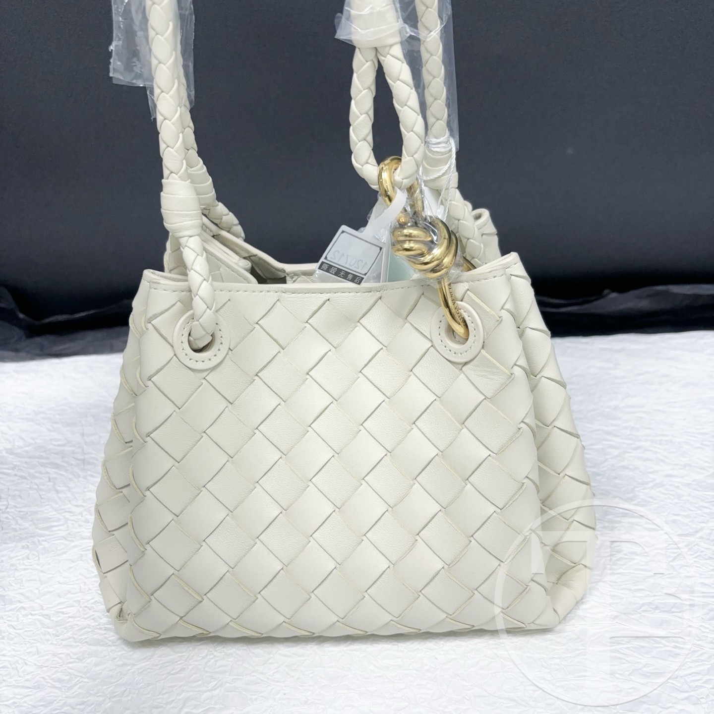 bottega veneta small parachute intrecciato bucket bag in sea salt lambskin bottega veneta small parachute intrecciato bucket bag in sea salt lambskin