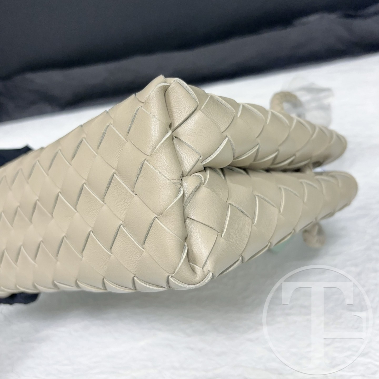 bottega veneta mini andiamo intrecciato bag in ecru lambskin with gold tone hardware bottega veneta mini andiamo intrecciato bag in ecru lambskin with gold tone hardware