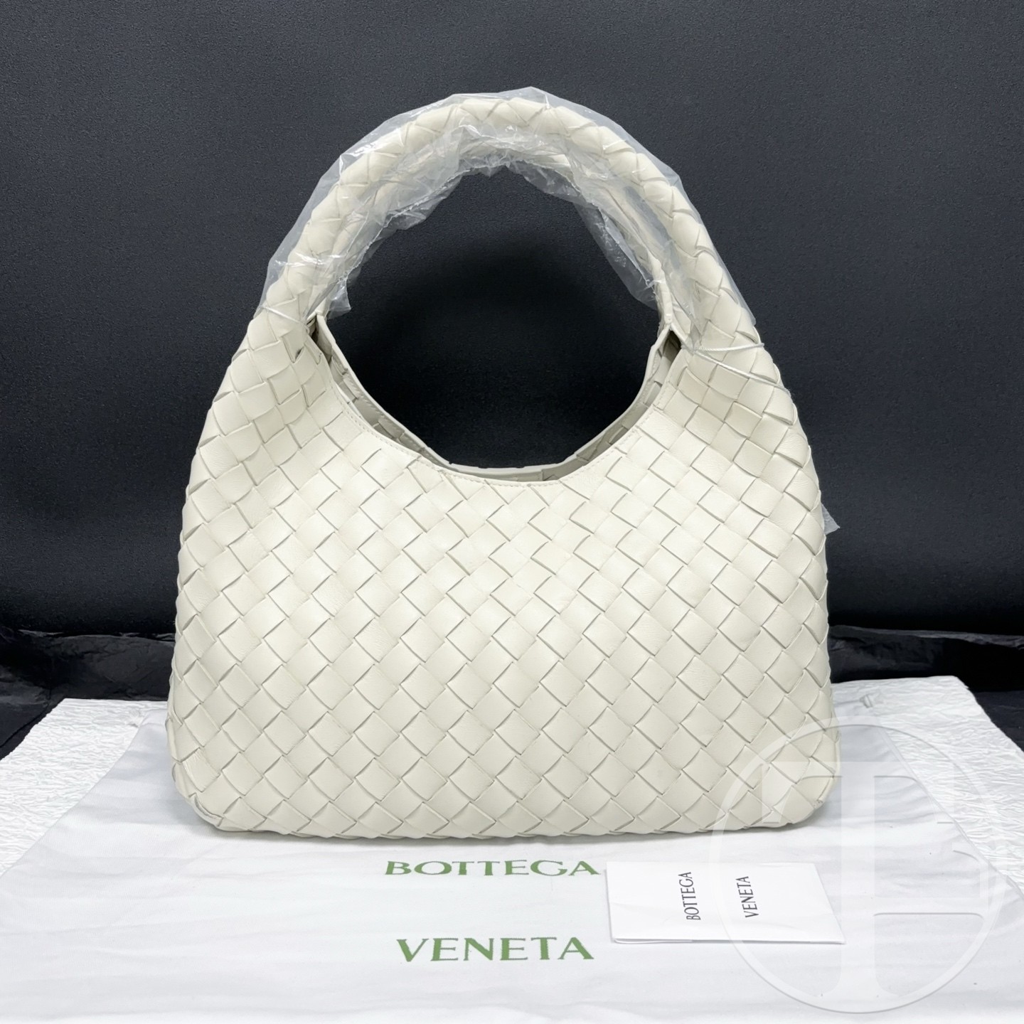 bottega veneta medium campana intrecciato bag in sea salt lambskin bottega veneta medium campana intrecciato bag in sea salt lambskin