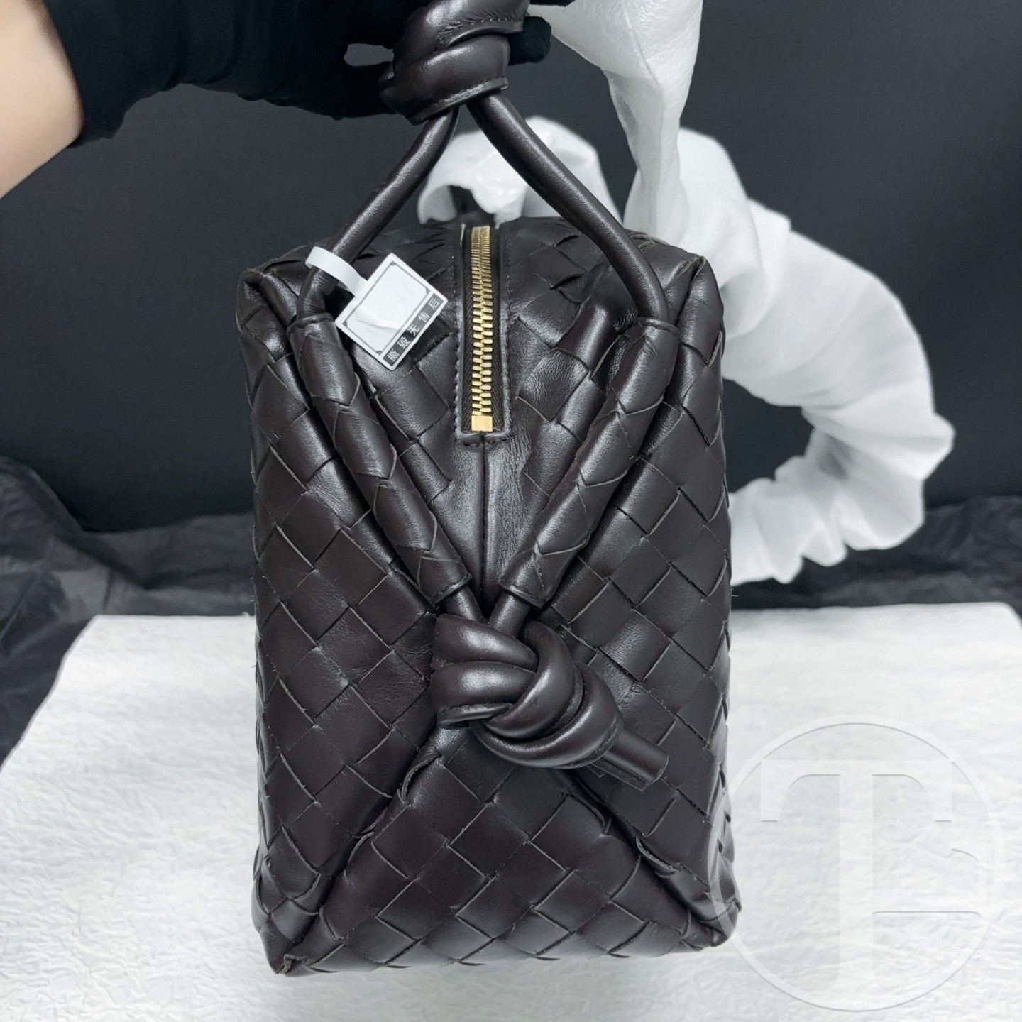 bottega veneta loop weekender intrecciato pillow bag in fondant calfskin bottega veneta loop weekender intrecciato pillow bag in fondant calfskin